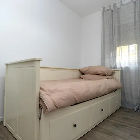 Marija 2238 *